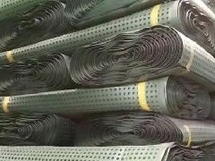 排水板76